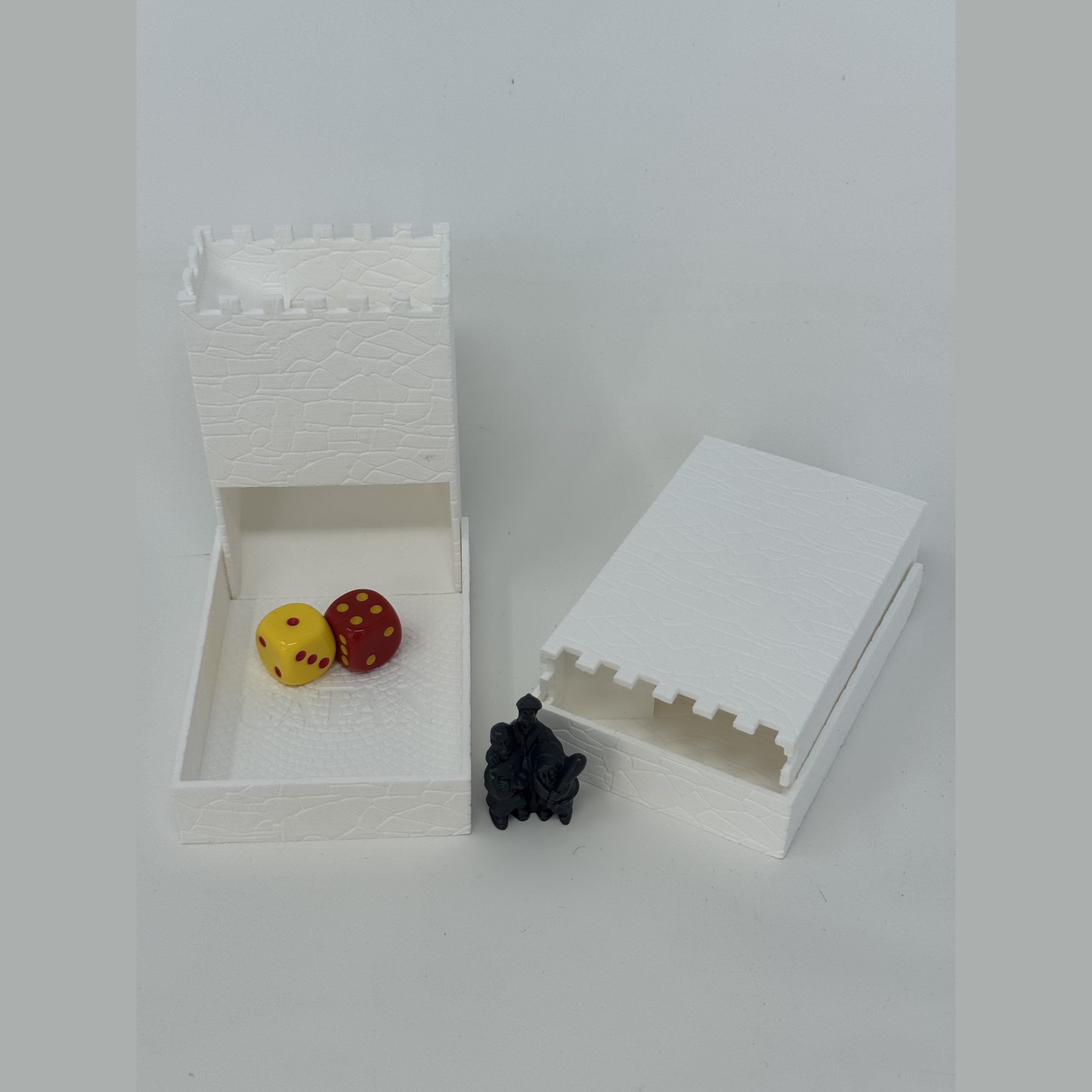 Torre de Dados Plegable Blanca - componentes del juego de mesa