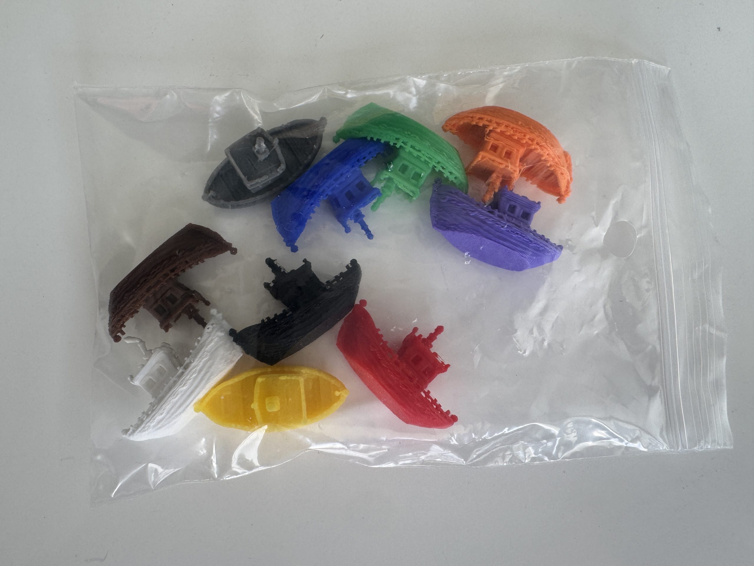 Barcos 3D Multicolor (Pack x10) - componentes del juego de mesa